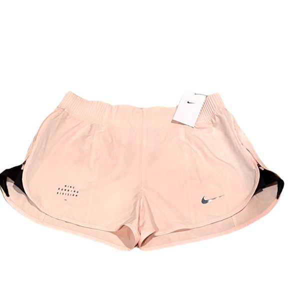 NEW🎉NIKE WOMENS ATHLETIC SHORTS IN BABY PINK - Picture 2 of 10
